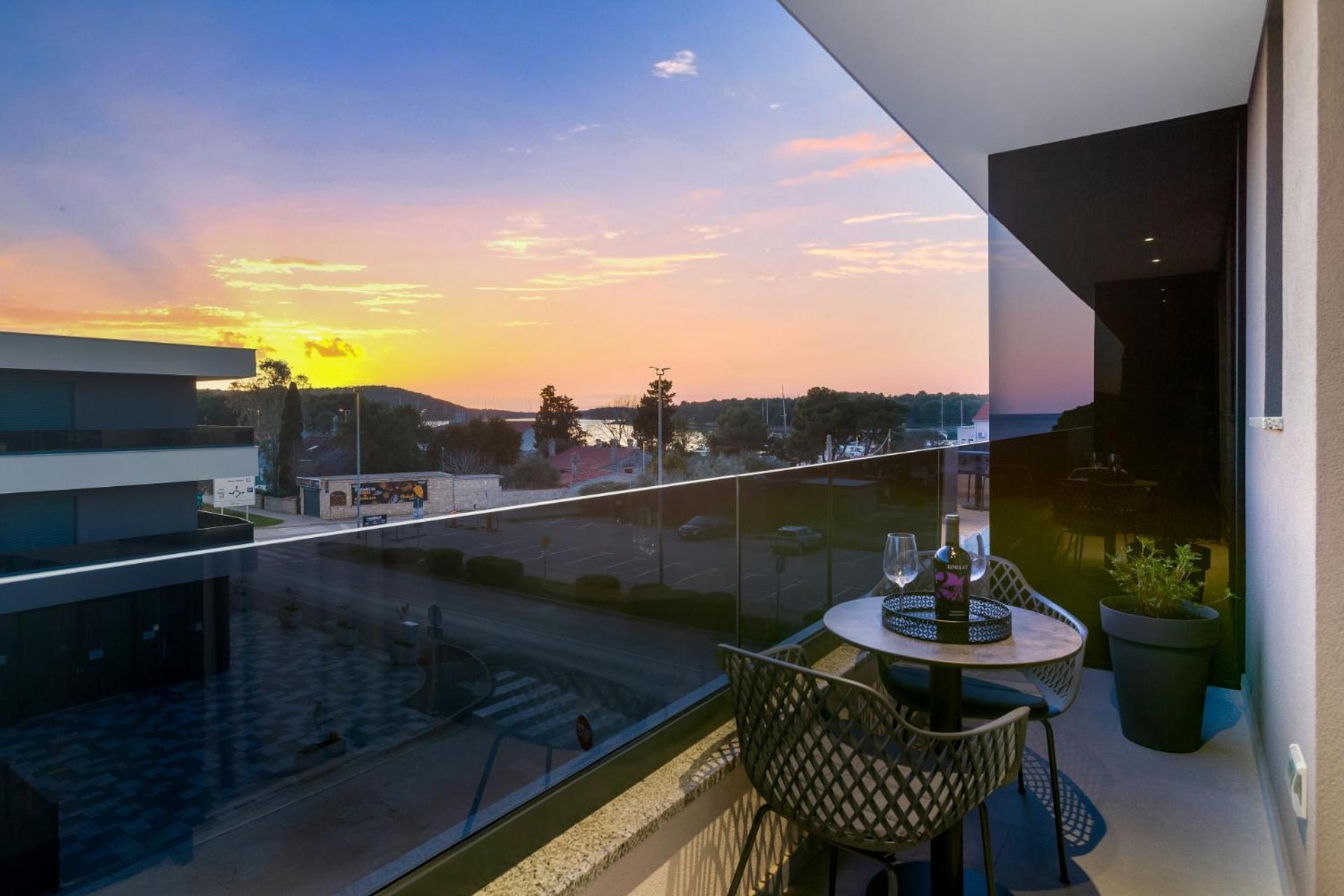 Fly Rooms Medulin - 50M From The Beach - New 2024 Zewnętrze zdjęcie